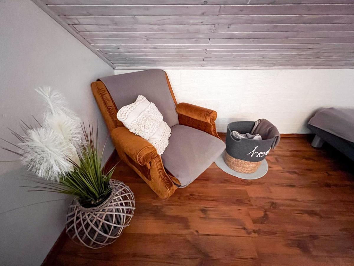 Apartment Cesare 3 Zastrazisce ภายนอก รูปภาพ