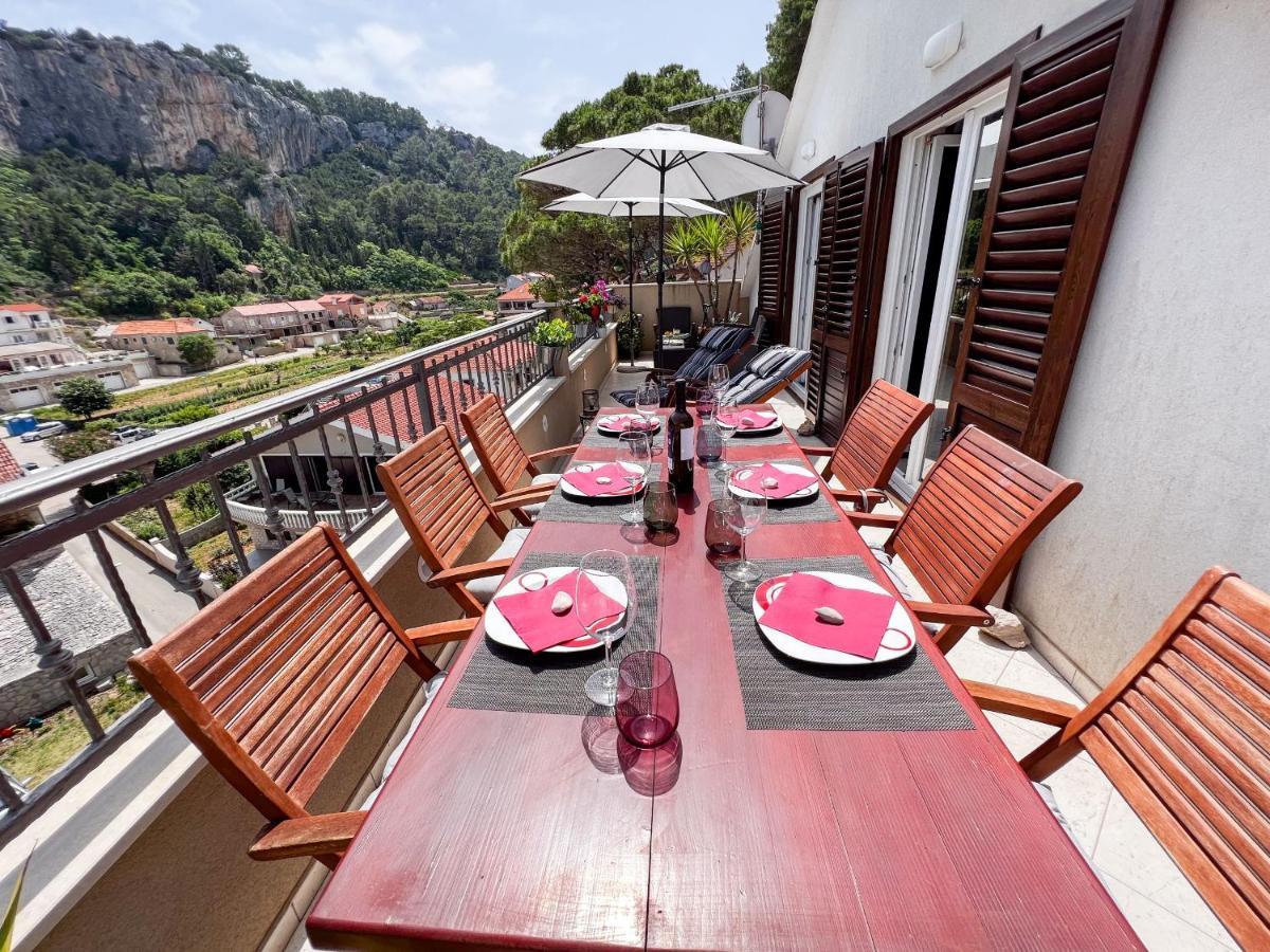 Apartment Cesare 3 Zastrazisce ภายนอก รูปภาพ