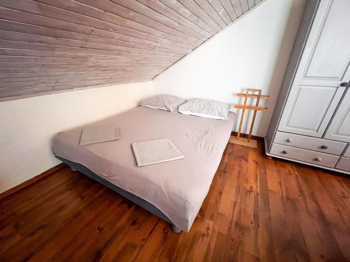 Apartment Cesare 3 Zastrazisce ภายนอก รูปภาพ